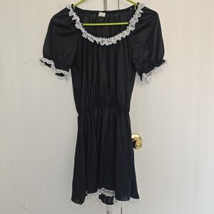 Rubie's Black Costume with White Label